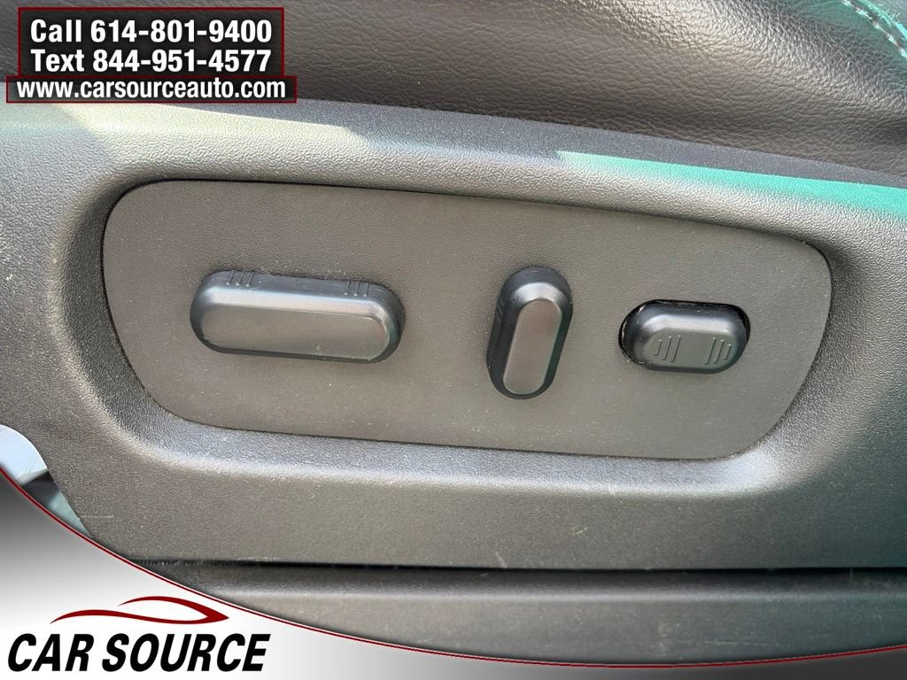 Used 2013 Ford Explorer XLT FWD image 16