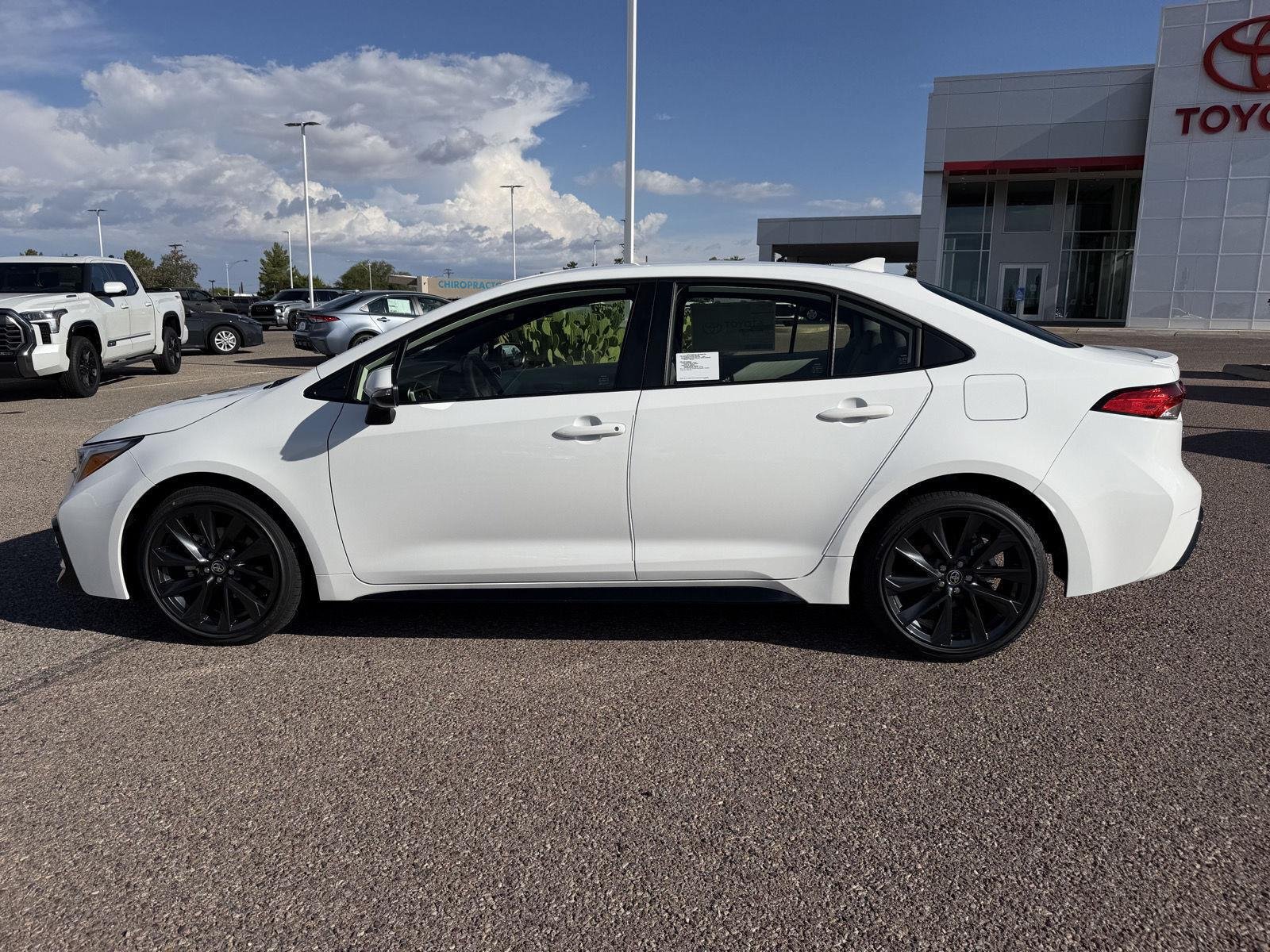 New 2026 Toyota Corolla SE FWD image 2
