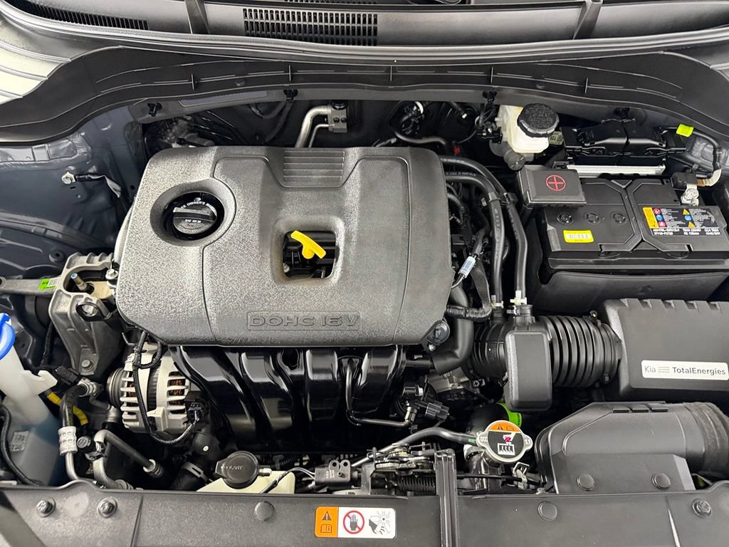 Used 2025 Kia Soul LX w/ LX Technology Package FWD image 24
