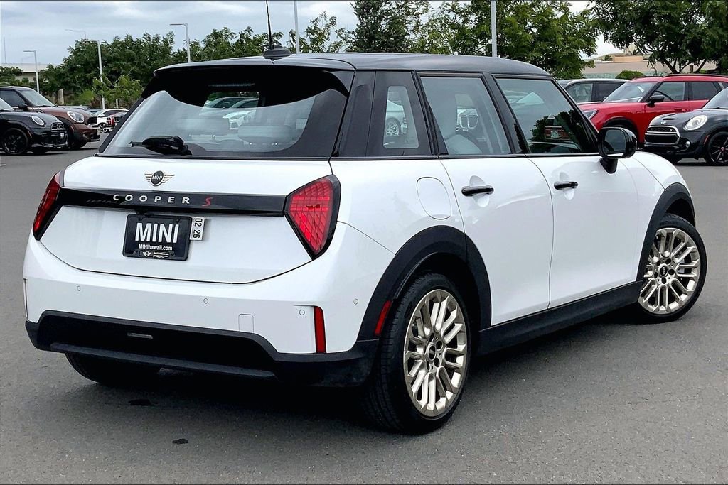 Certified 2025 MINI Cooper S image 14