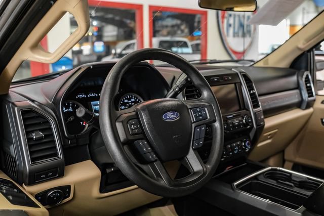 Used 2021 Ford F250 XLT w/ XLT Premium Package AWD/4WD image 16