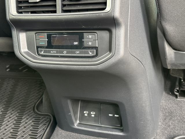 Used 2025 Volkswagen Atlas SEL Premium R-Line image 22