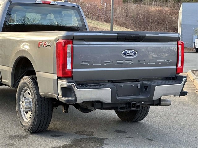 Used 2024 Ford F350 XL w/ FX4 Off-Road Package image 4