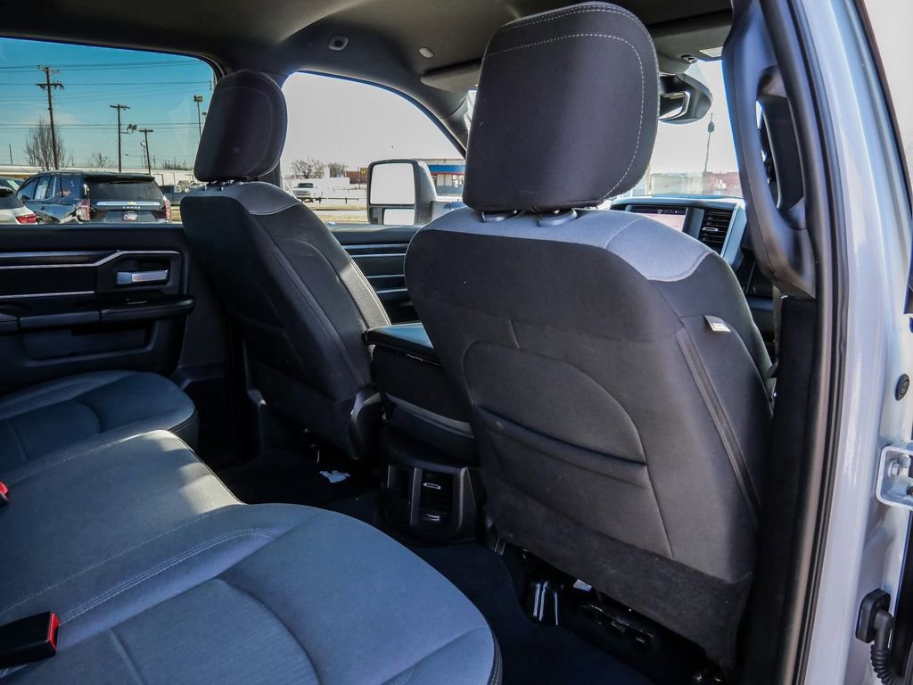 Used 2024 RAM 3500 Big Horn image 23