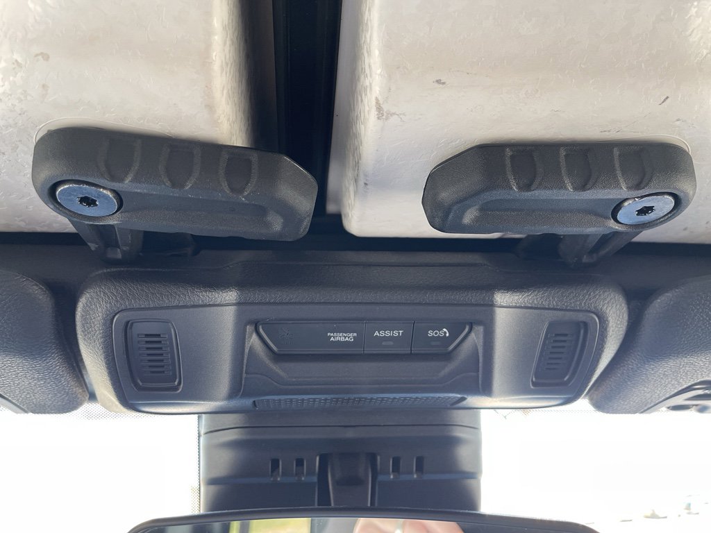 Used 2025 Jeep Wrangler Unlimited Rubicon image 33