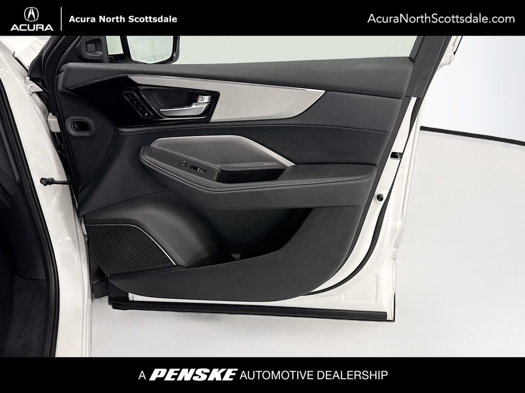 Certified 2026 Acura MDX w/ Technology Package FWD image 25
