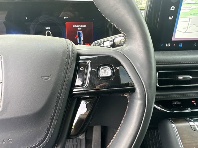 Used 2025 Lincoln Aviator Reserve w/ Equipment Group 201A image 30