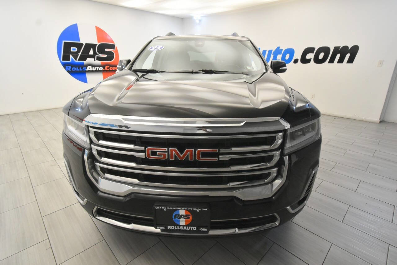 Used 2023 GMC Acadia SLT w/ Preferred Package AWD/4WD image 8