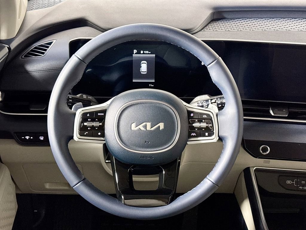 New 2026 Kia Carnival EX image 13