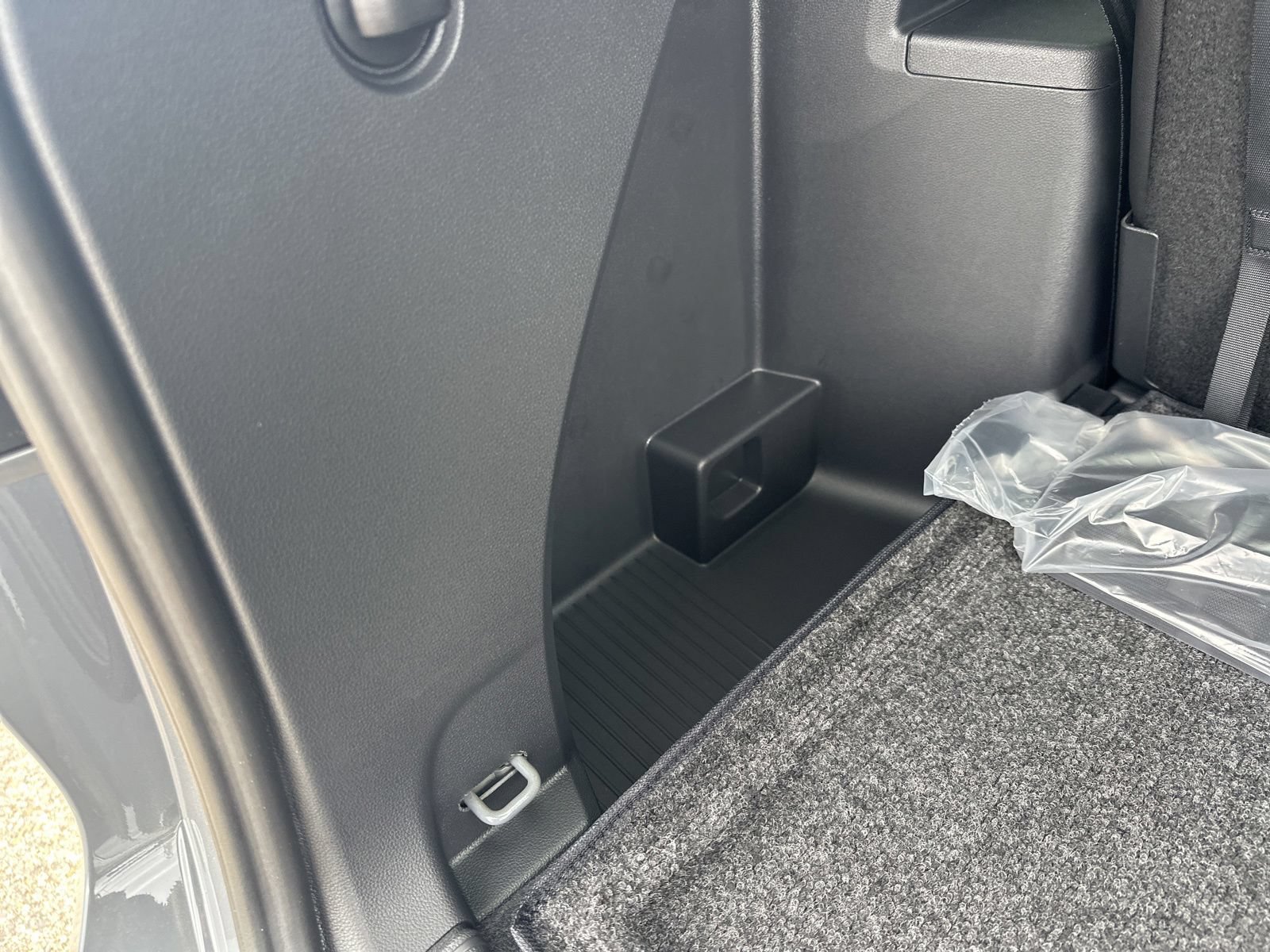 New 2026 Volkswagen Atlas Peak Edition AWD/4WD image 35