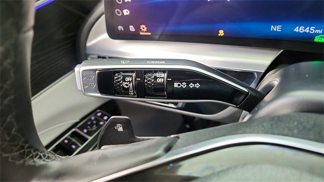 Used 2025 Cadillac Lyriq Luxury image 41