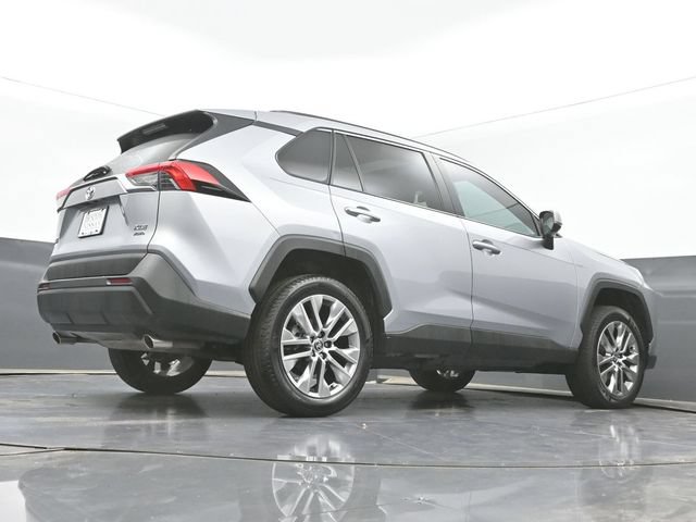 Used 2022 Toyota RAV4 XLE Premium AWD/4WD image 43