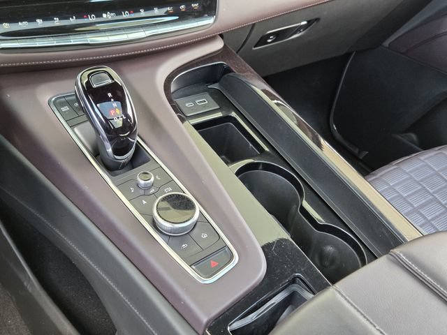 Used 2024 Cadillac Escalade Sport Platinum w/ Heavy-Duty Trailer Package AWD/4WD image 16