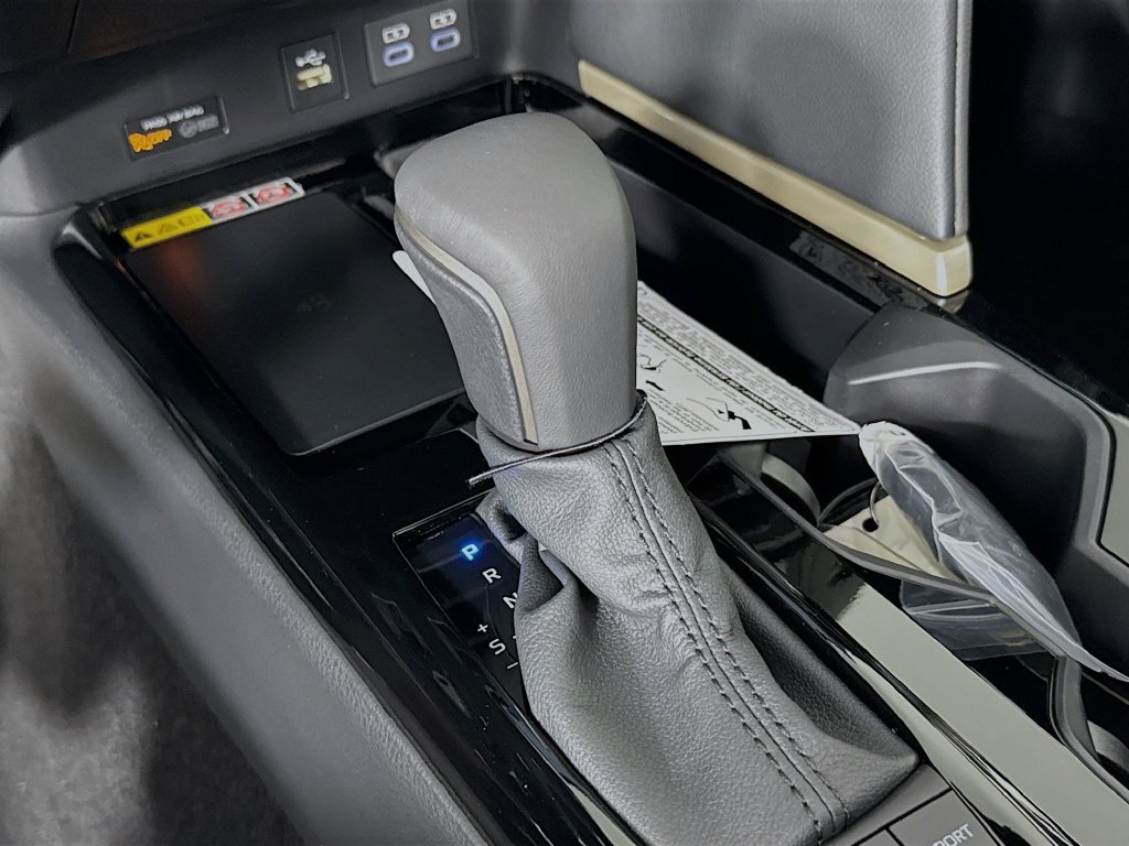 New 2026 Toyota Camry XSE FWD image 18