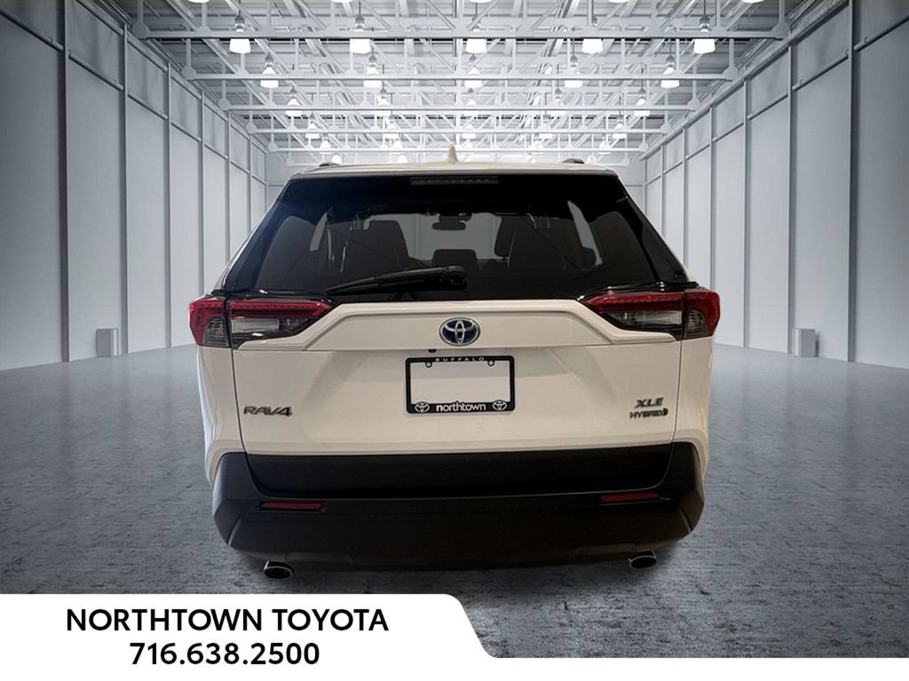 Used 2020 Toyota RAV4 XLE w/ Convenience Package AWD/4WD image 8