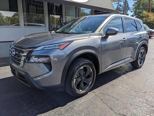 Used 2024 Nissan Rogue SV