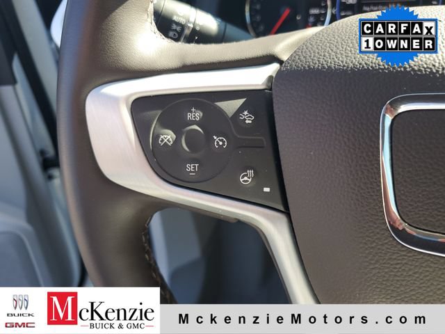 Used 2023 GMC Acadia SLT w/ Technology Package AWD/4WD image 16
