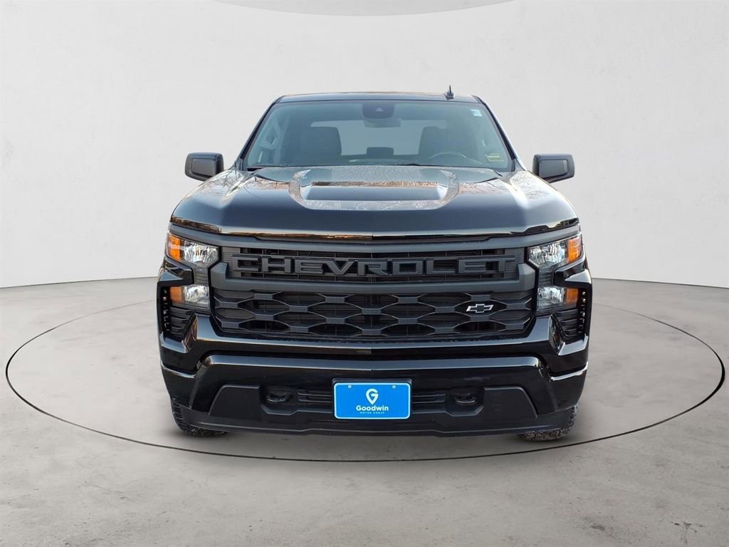 Certified 2026 Chevrolet Silverado 1500 Custom image 2