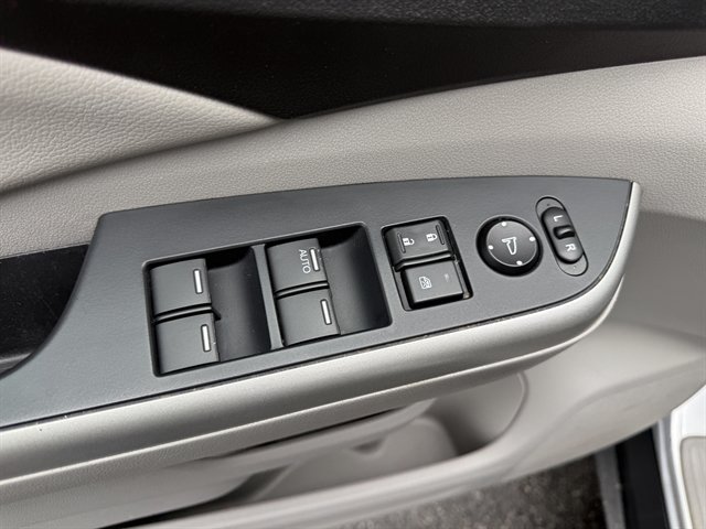 Used 2014 Honda CR-V EX-L image 10