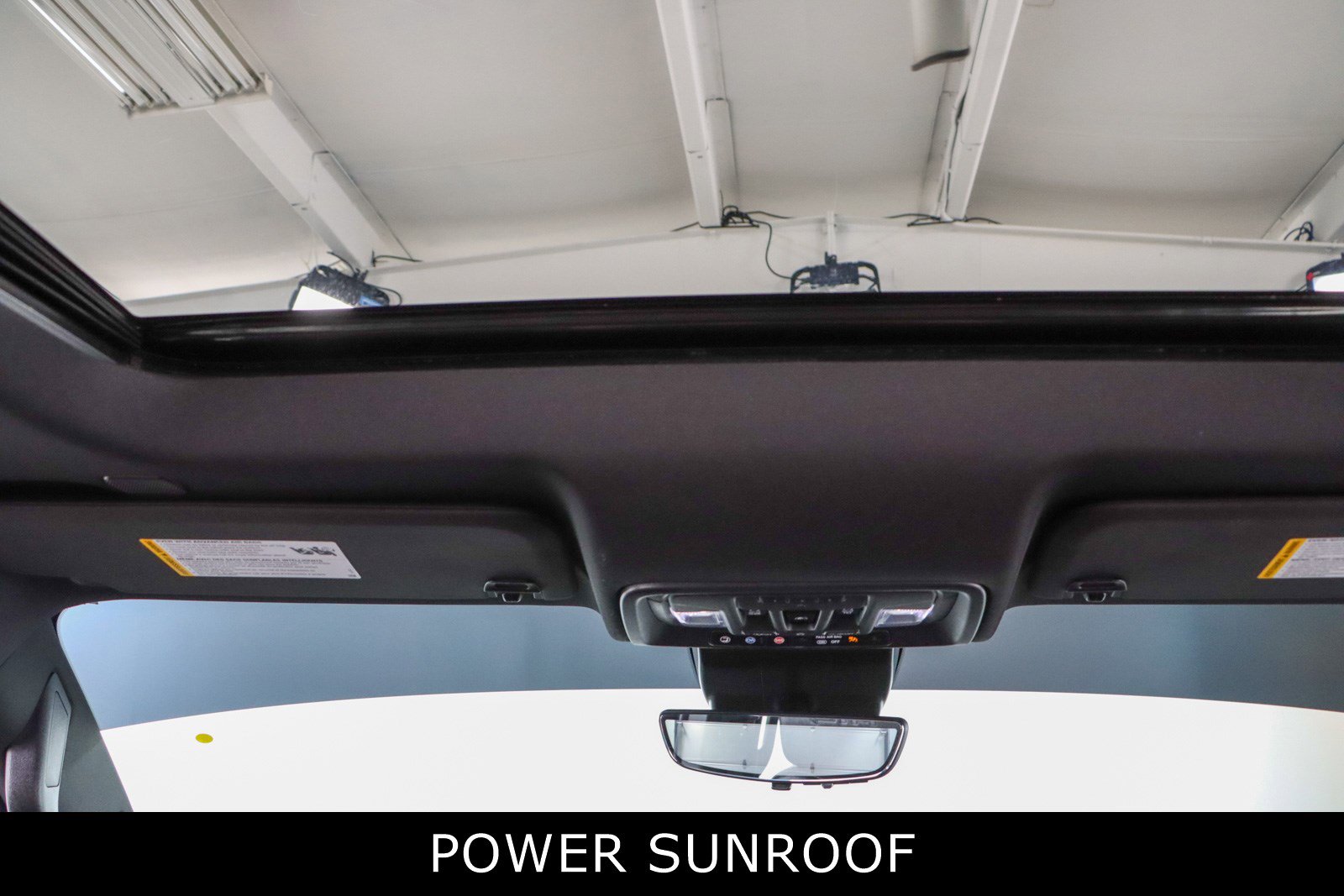 Used 2024 GMC Sierra 1500 AT4 w/ Technology Package image 22