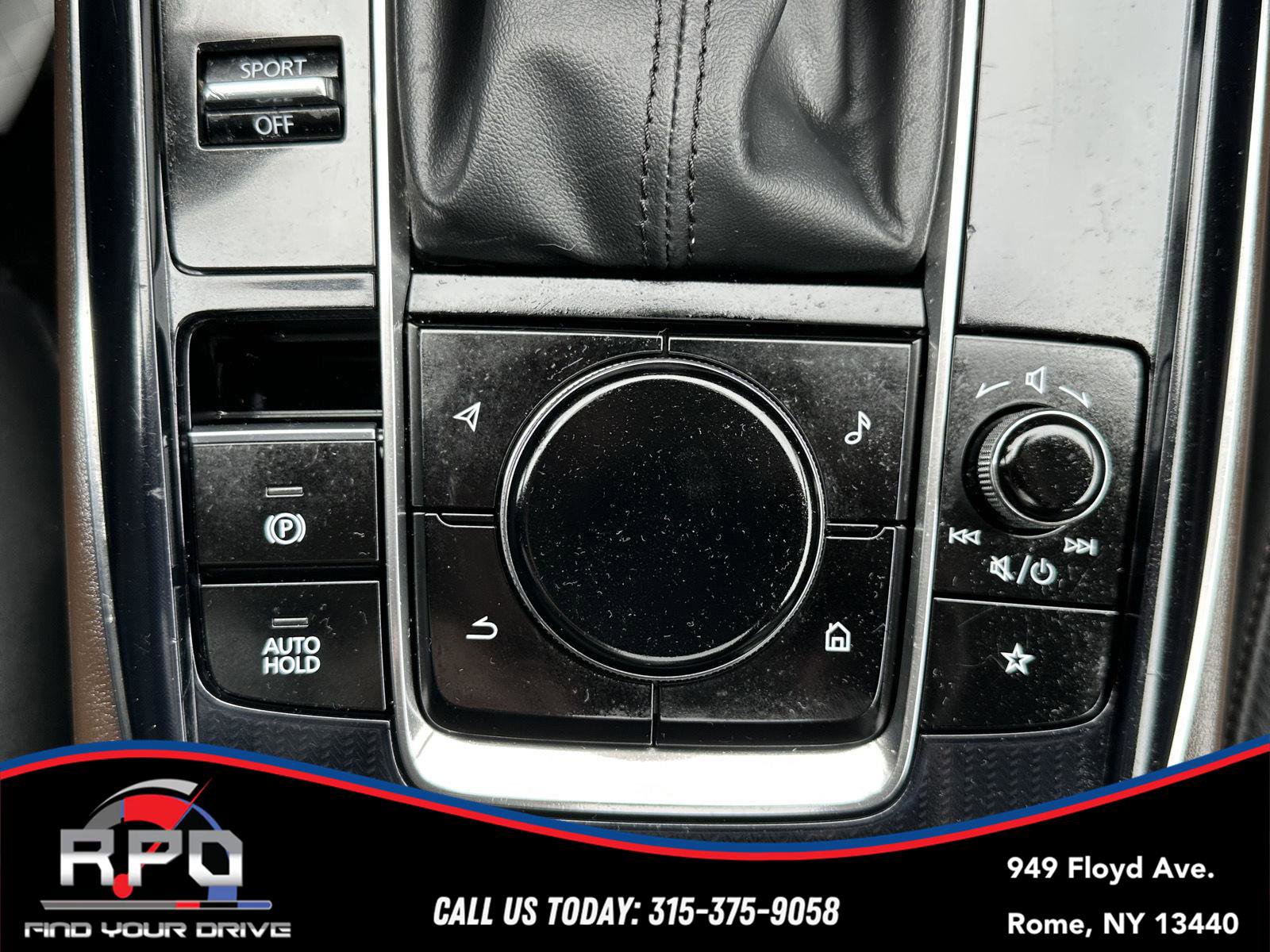 Used 2022 MAZDA CX-30 AWD 2.5 S w/ Premium Package image 30