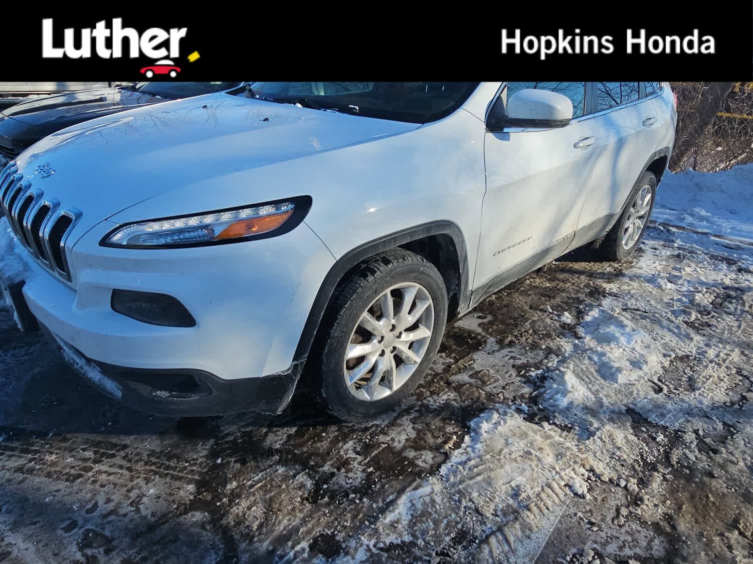 Used 2016 Jeep Cherokee Limited w/ Luxury Group image 1