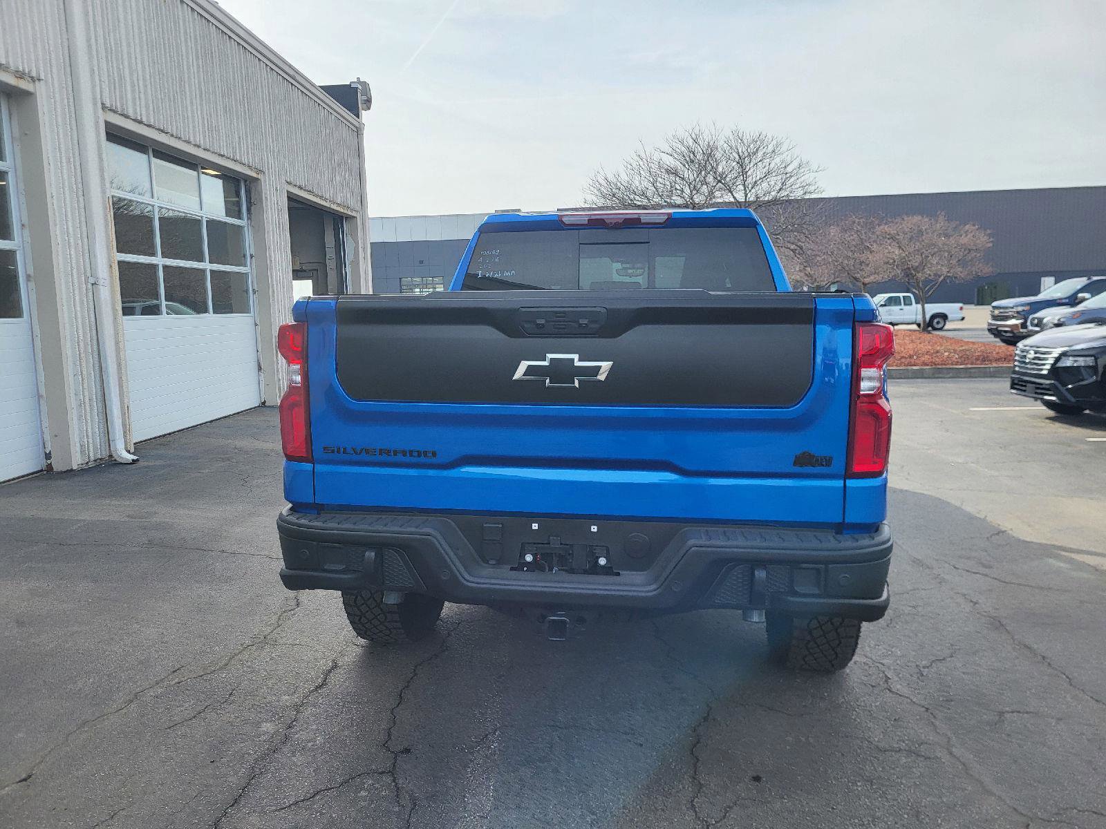 Used 2025 Chevrolet Silverado 1500 ZR2 w/ ZR2 Bison Edition image 4