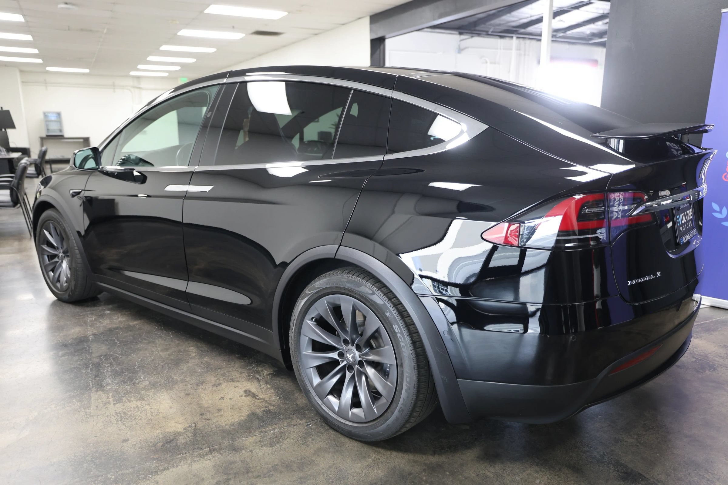 Used 2018 Tesla Model X 100D AWD/4WD image 10