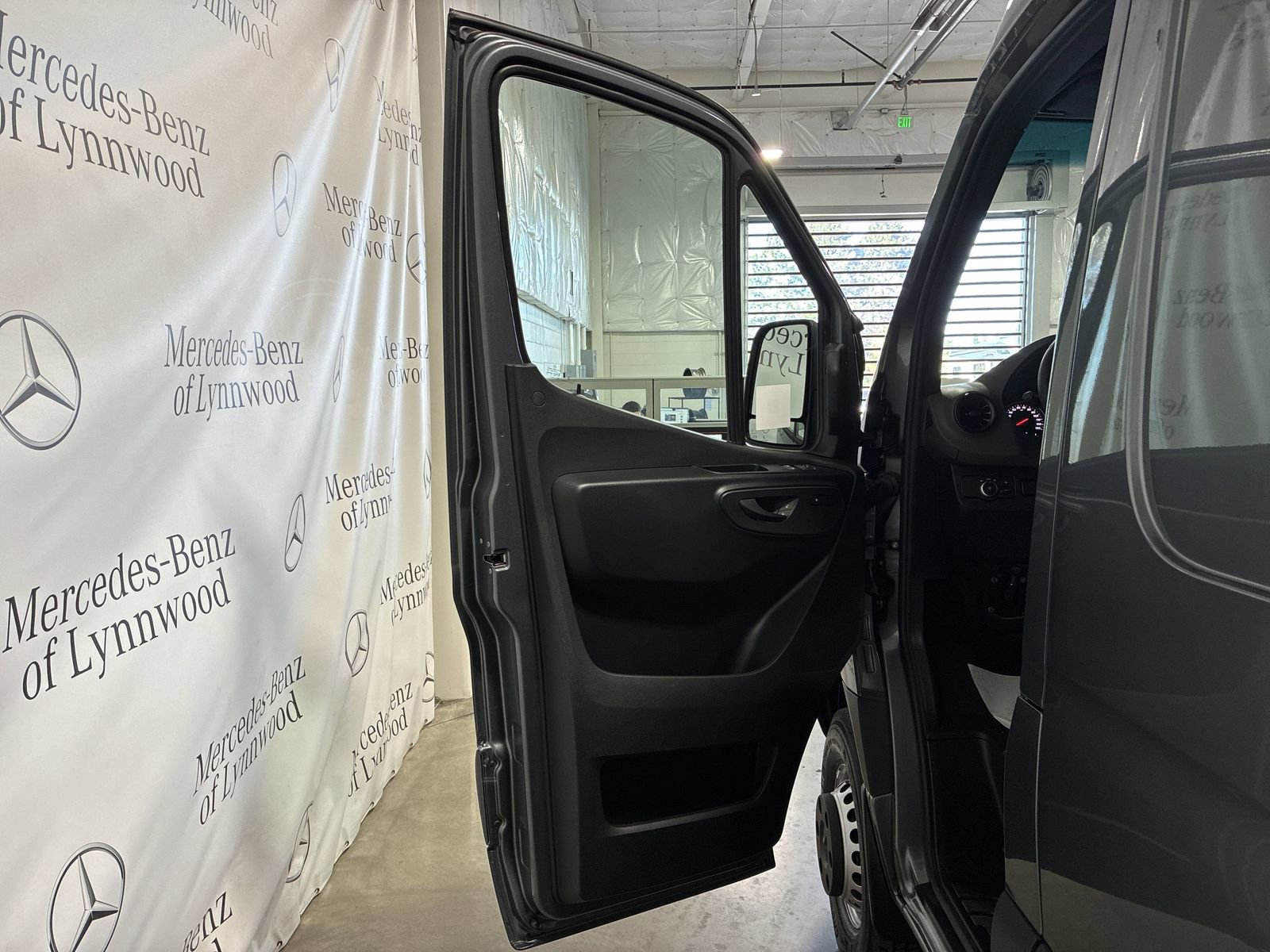 New 2025 Mercedes-Benz Sprinter 3500 image 6