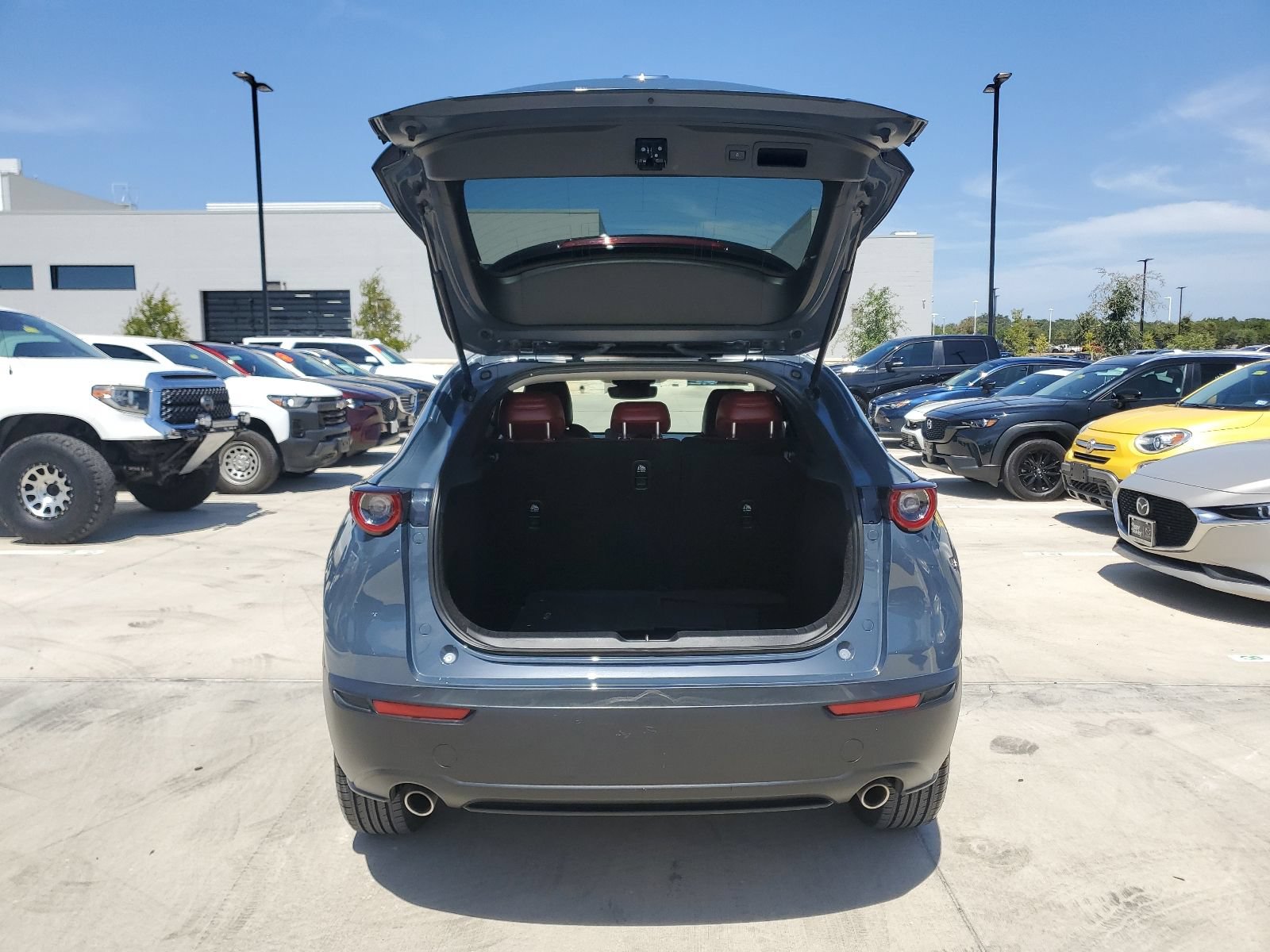 Certified 2025 MAZDA CX-30 AWD 2.5 S w/ Preferred Package image 13