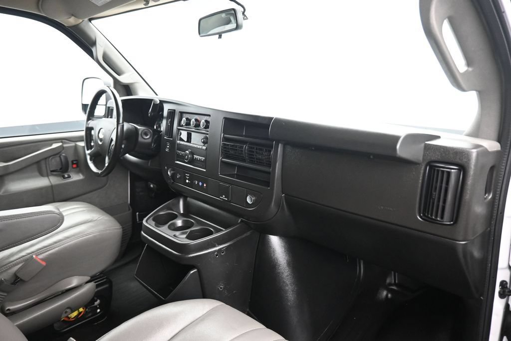 Used 2023 Chevrolet Express 3500 LS RWD image 37