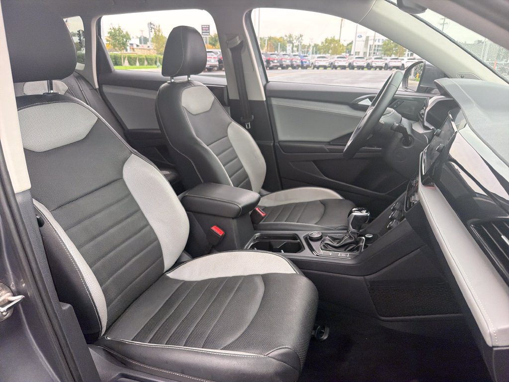Certified 2022 Volkswagen Taos SEL AWD/4WD image 27