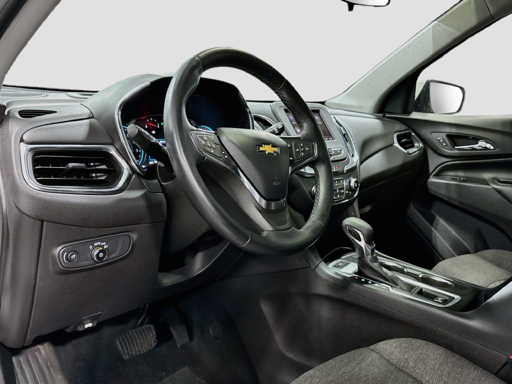 Used 2024 Chevrolet Equinox LT w/ Driver Convenience Package AWD/4WD image 10