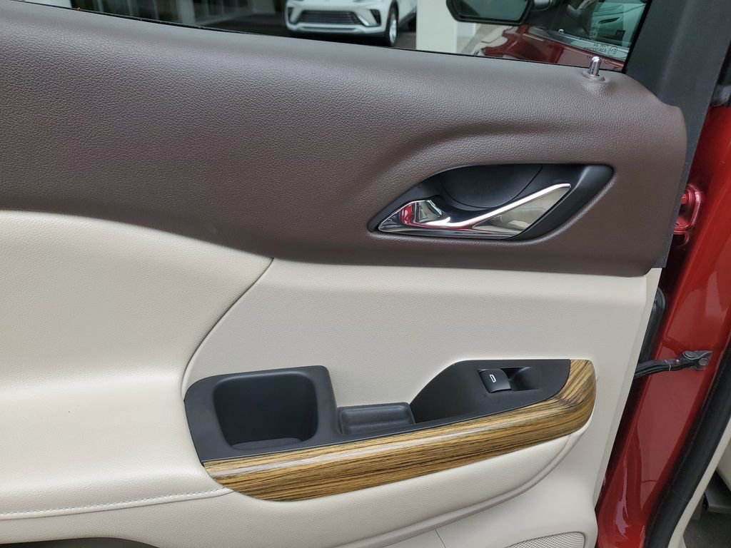 Used 2019 GMC Acadia Denali w/ Technology Package image 16