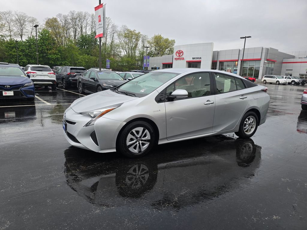 Used 2016 Toyota Prius Three FWD image 3
