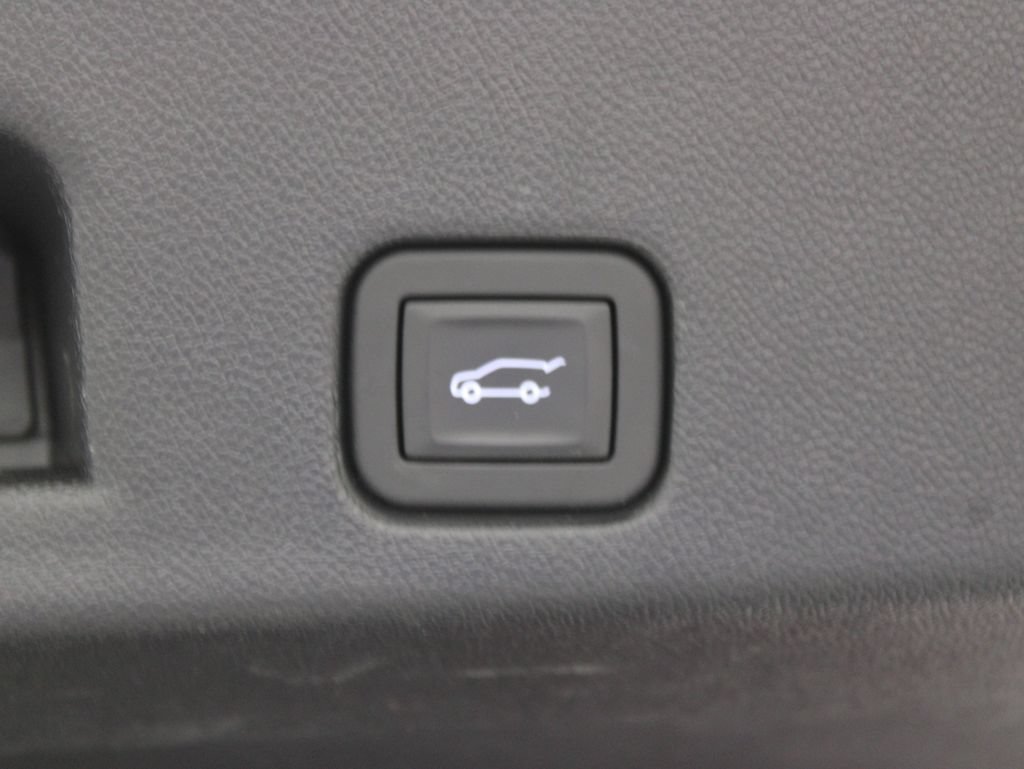 Used 2026 Chevrolet Traverse RS w/ LPO, Floor Liner Package AWD/4WD image 51