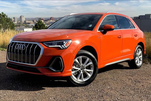 Certified 2025 Audi Q3 2.0T Premium Plus w/ Premium Plus Package