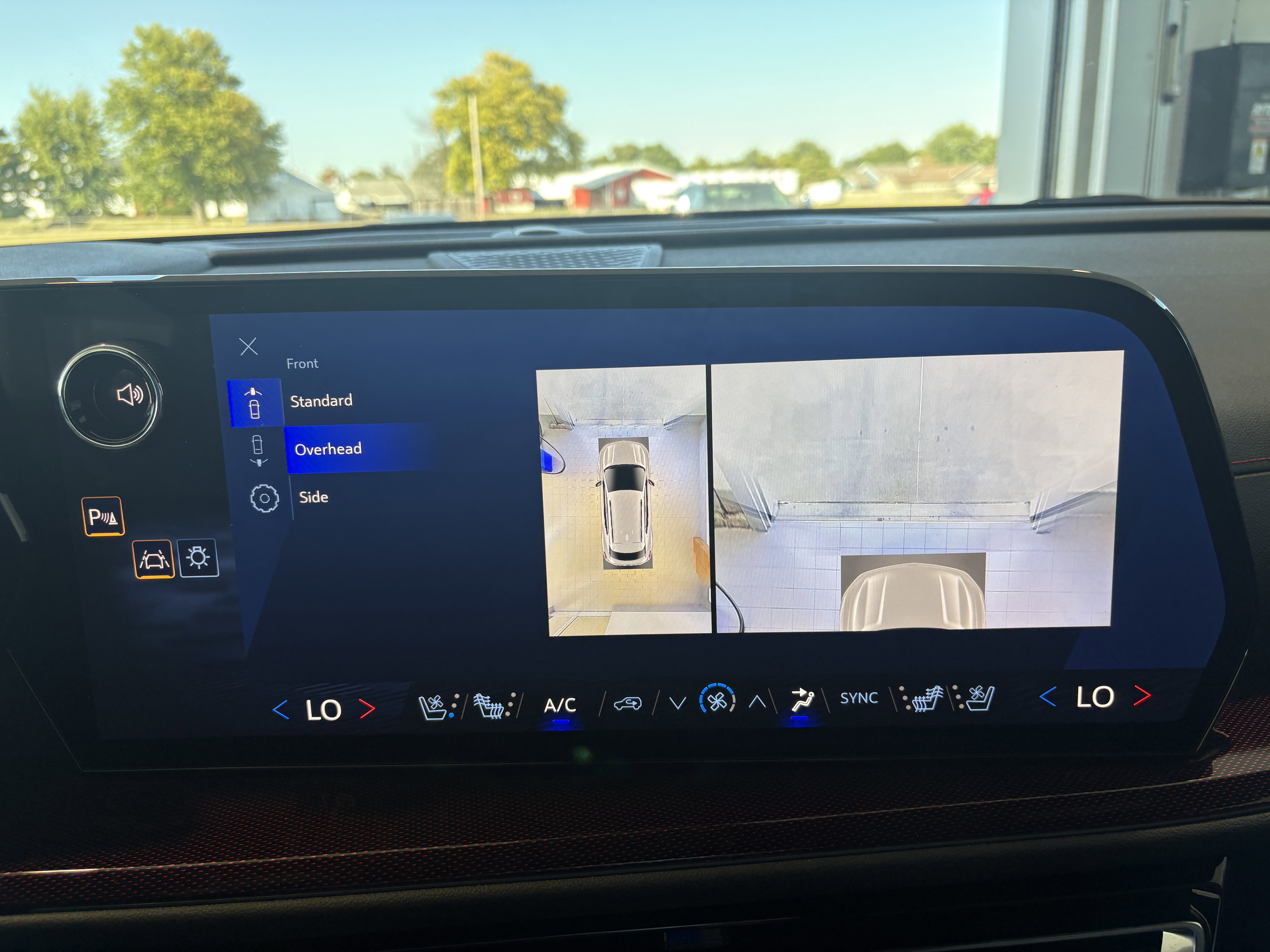 Used 2025 Chevrolet Traverse RS w/ LPO, Floor Liner Package image 33