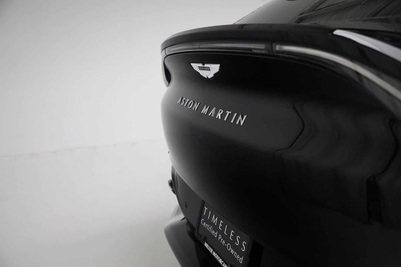 Used 2021 Aston Martin DBX AWD/4WD image 30