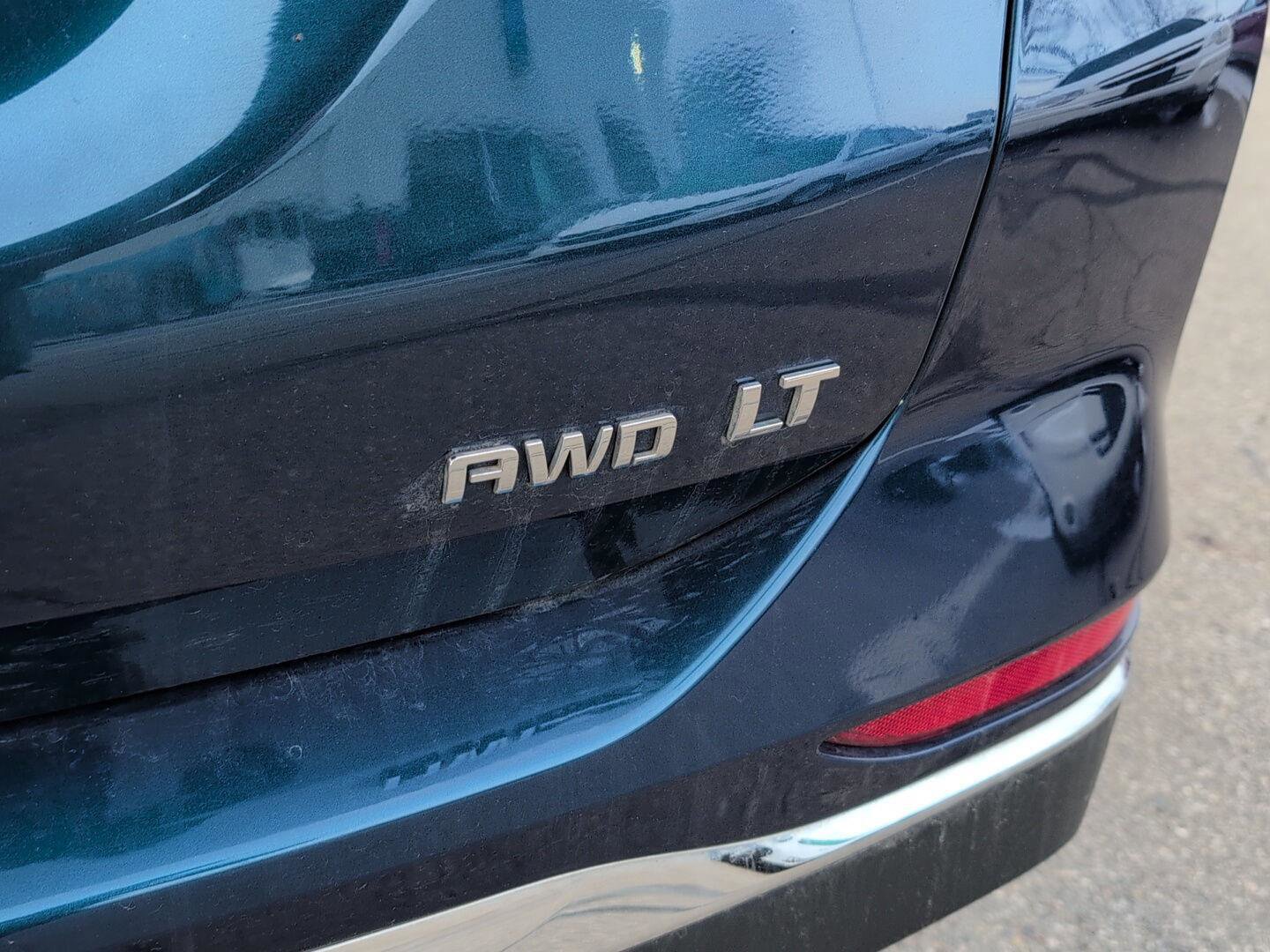 Used 2020 Chevrolet Equinox LT image 6