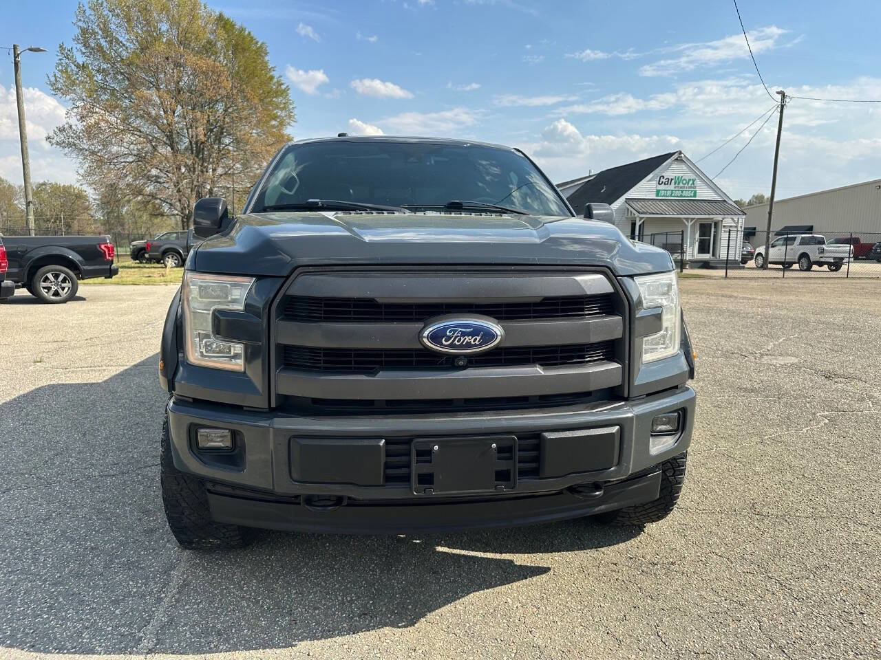 Used 2017 Ford F150 Lariat w/ Equipment Group 502A Luxury AWD/4WD image 10