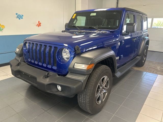 Used 2018 Jeep Wrangler Unlimited Sport S AWD/4WD image 3
