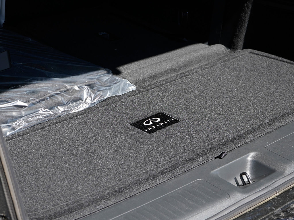New 2026 INFINITI QX60 Luxe w/ Cargo Package image 10