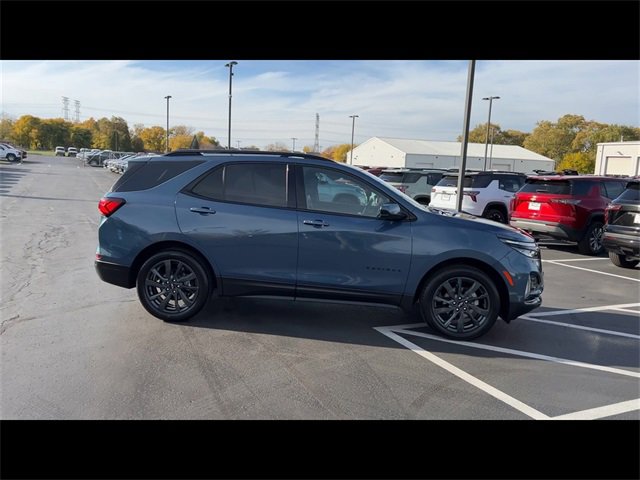 Certified 2024 Chevrolet Equinox RS w/ LPO, Floor Liner Package image 9