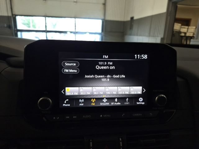 Certified 2025 Nissan Pathfinder S AWD/4WD image 14