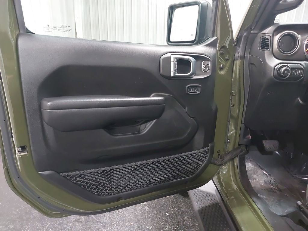 Used 2021 Jeep Wrangler Unlimited Sport image 26