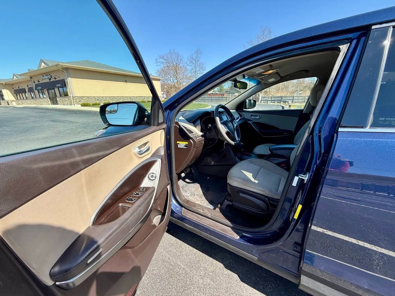 Used 2017 Hyundai Santa Fe Sport image 11