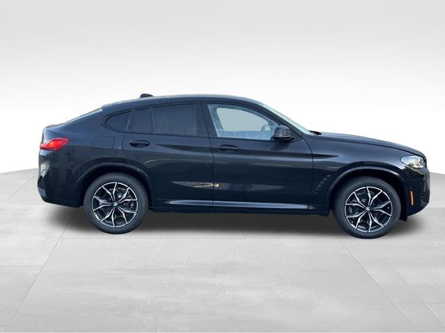 New 2025 BMW X4 xDrive30i w/ Premium Package image 2