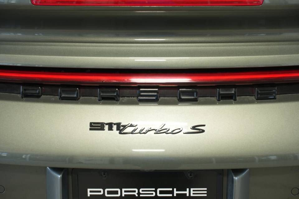 Certified 2021 Porsche 911 Turbo S image 38
