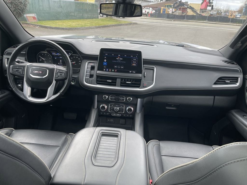 Used 2021 GMC Yukon SLT w/ SLT Premium Package image 20